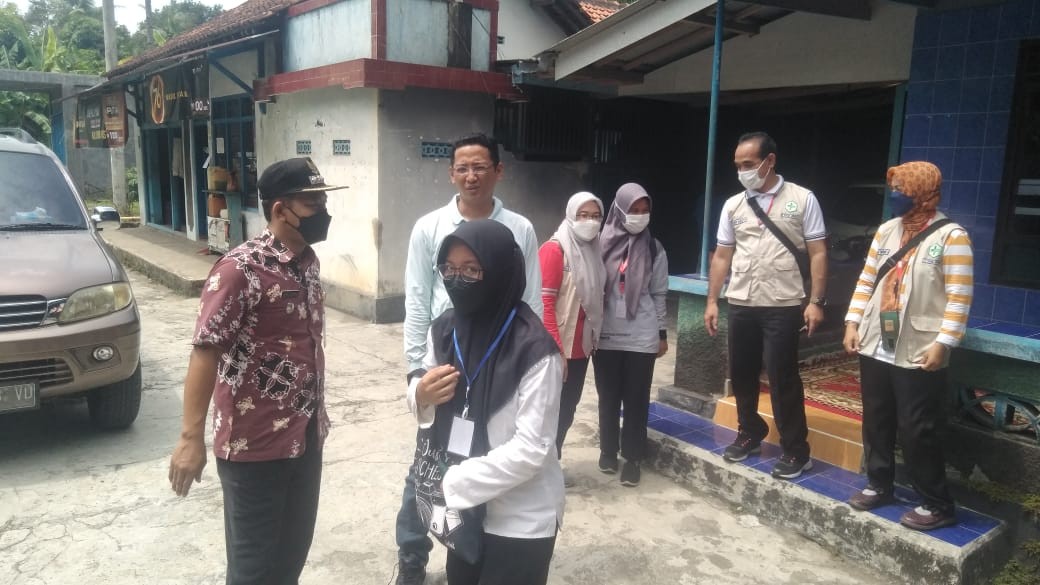 MONITORING PELAKSANAAN FOGGING DI DESA WARENG