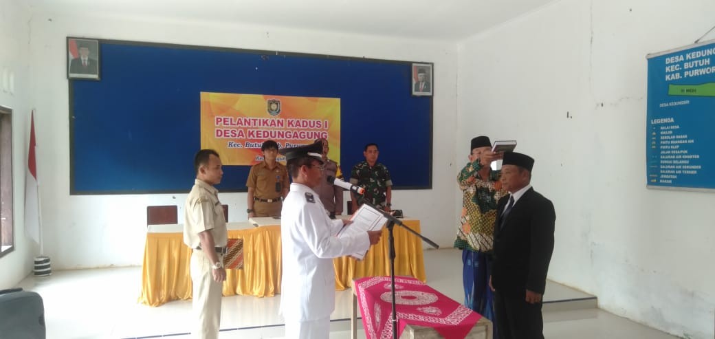 Kepala Desa Kedungagung Lantik Kepala Dusun I