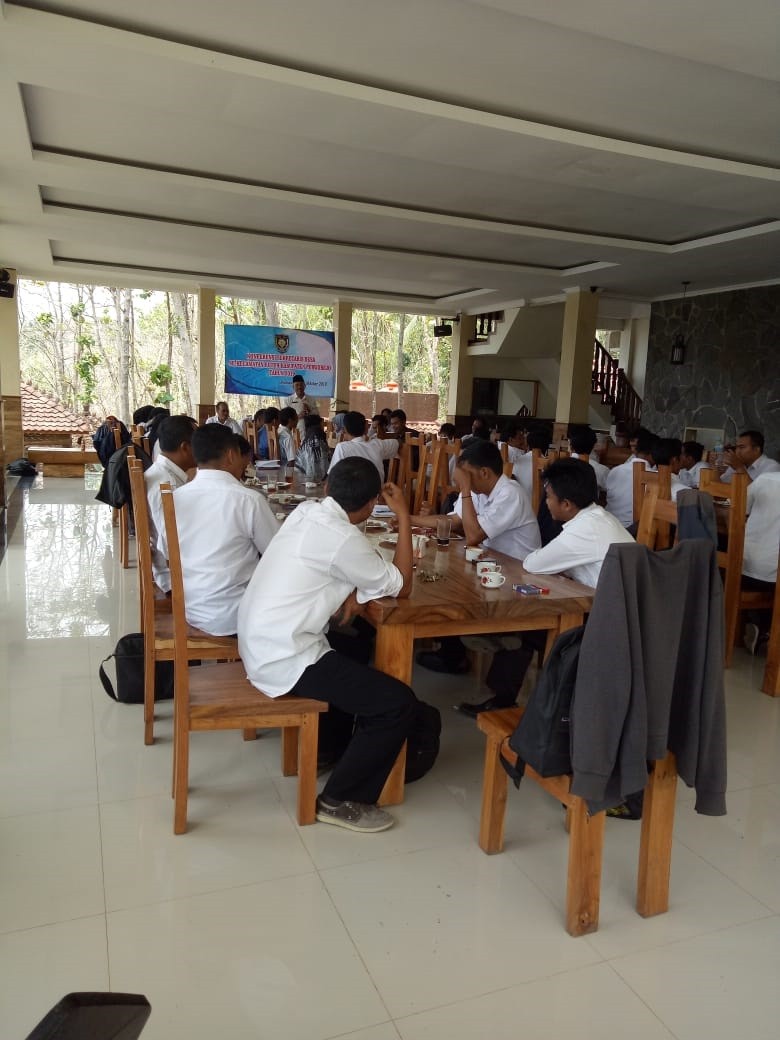 Konferensi_Sekdes_di_Obyek_Wisata_Jembangan.jpg