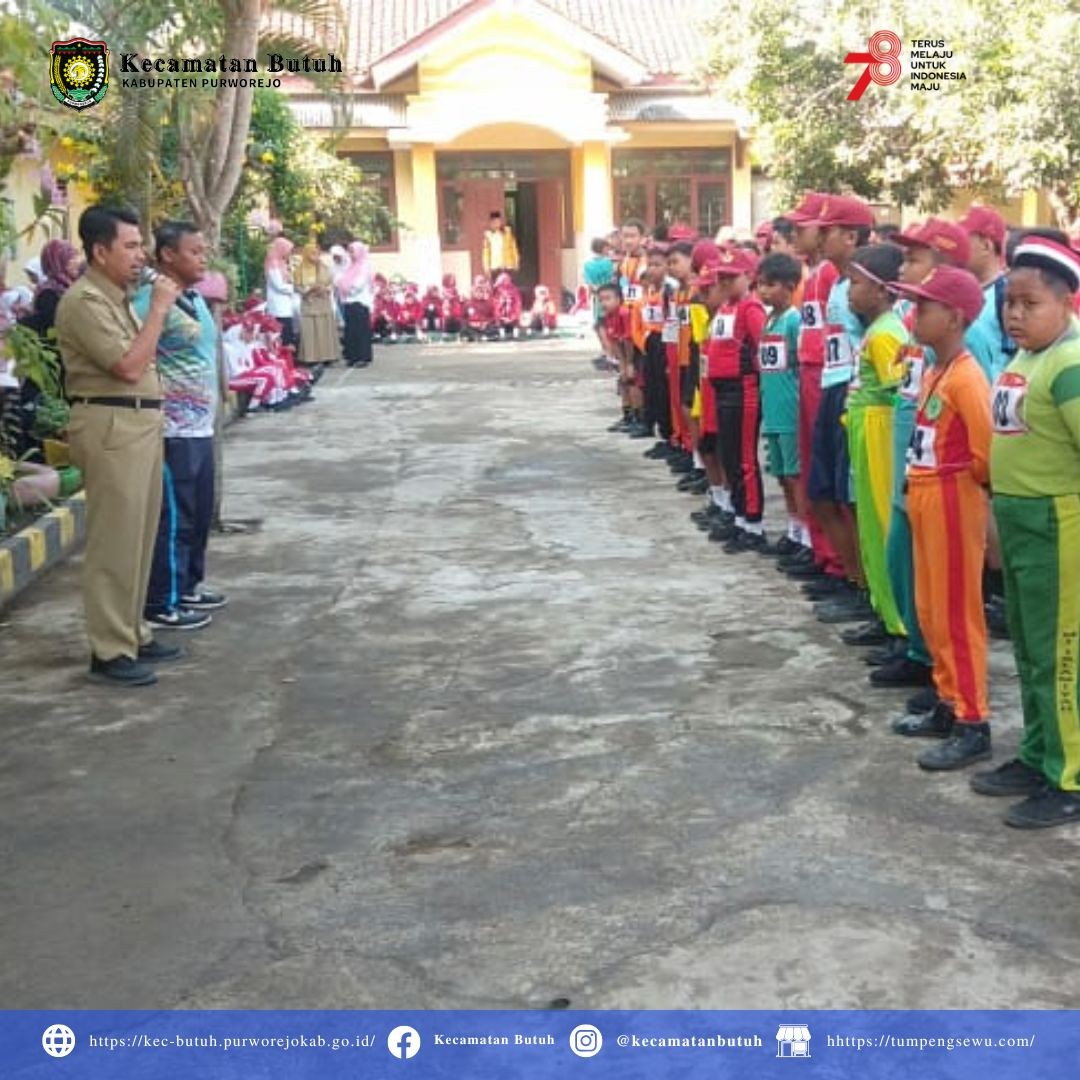 Kecamatan Butuh Berpartisipasi Dalam Lomba Gerak Jalan Antar Sekolah