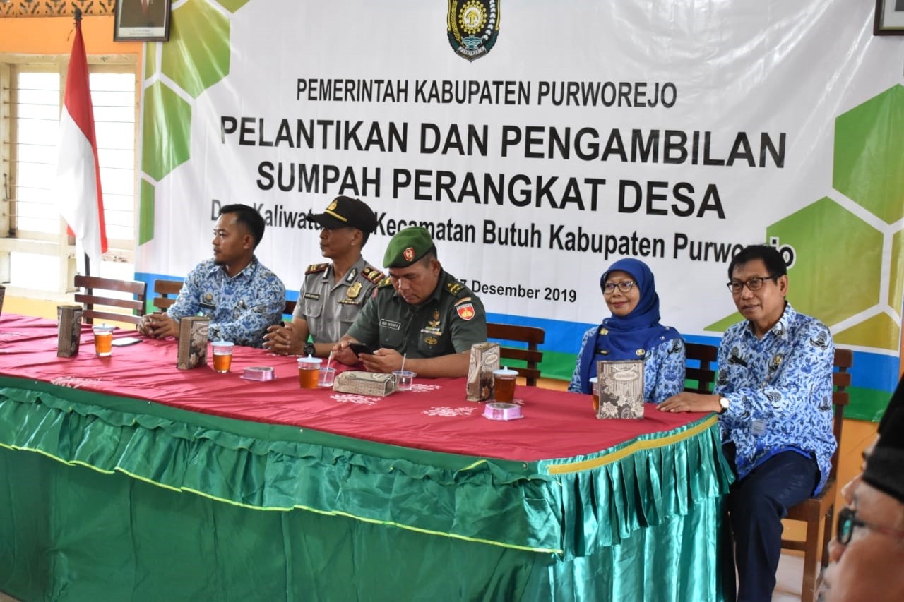 PELANTIKAN_PERANGKAT_DESA_KALIWATUBUMI.jpg